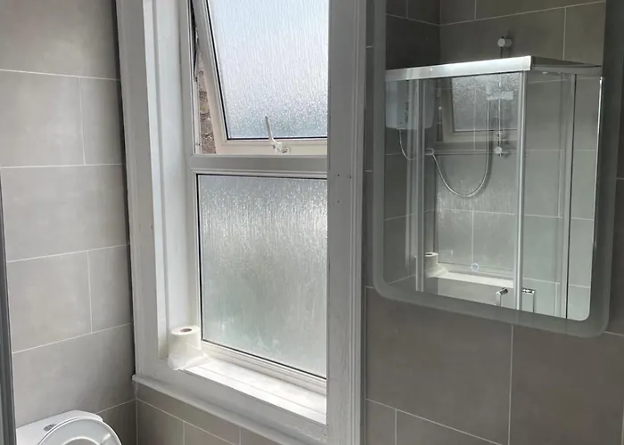 Superb Triple Near Croke Park - 4 * Dublin