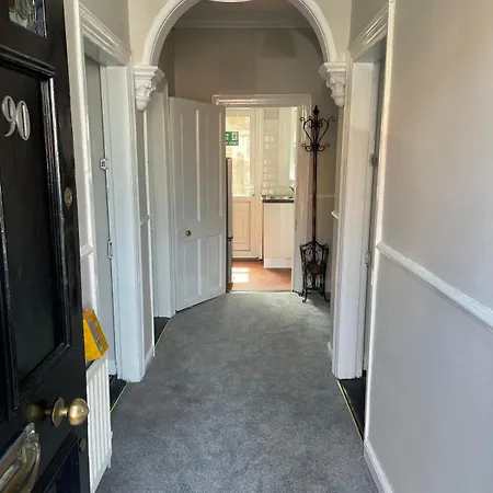 Superb Triple Near Croke Park - 4 Gasthof Dublin